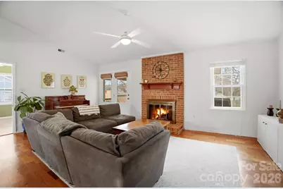 2700 Lytham Drive, Charlotte, NC 28210 - Photo 2