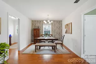 2700 Lytham Dr, Charlotte, NC 28210 - Photo 8