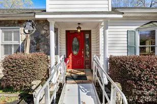 188 Oak Forest Cir, Gaffney, SC 29341 - Photo 4