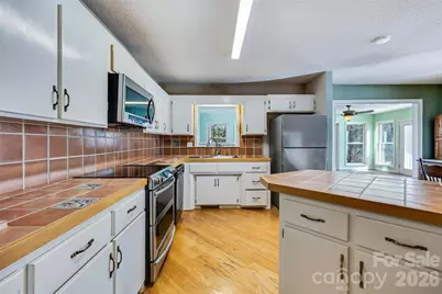 188 Oak Forest Circle, Gaffney, SC 29341 - Photo 10