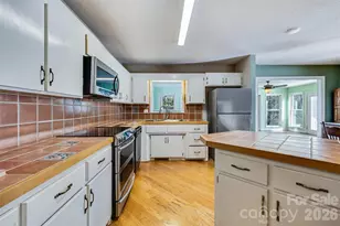 188 Oak Forest Cir, Gaffney, SC 29341 - Photo 10