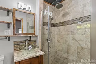 191 N Fork Rd, Burnsville, NC 28714 - Photo 16