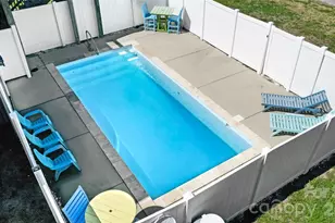 1018 W Dolphin Dr W, Oak Island, NC 28465 - Photo 42