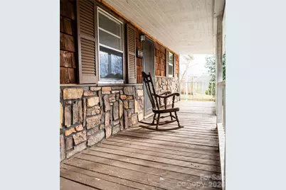 813 Severt Circle, Lenoir, NC 28645 - Photo 2