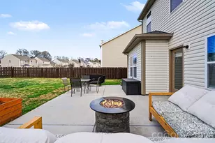 2419 Impatien Drive, Charlotte, NC 28215 - Photo 24