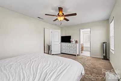 2419 Impatien Drive, Charlotte, NC 28215 - Photo 16