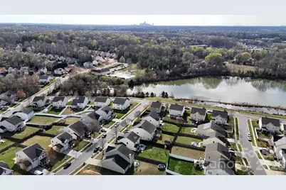 2419 Impatien Drive, Charlotte, NC 28215 - Photo 28