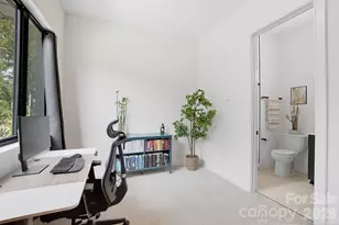 1003 Zinc Ln, Charlotte, NC 28205 - Photo 32