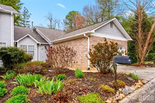 100 Thistle Knoll Ct, Asheville, NC 28803 - Photo 2