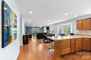 100 Thistle Knoll Ct, Asheville, NC 28803 - Photo 4