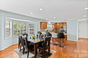 100 Thistle Knoll Ct, Asheville, NC 28803 - Photo 8