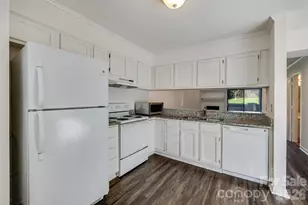 11020 Carmel Crossing Rd, Charlotte, NC 28226 - Photo 4