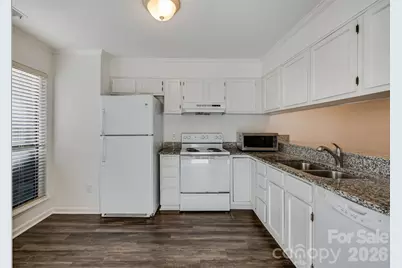 11020 Carmel Crossing Road, Charlotte, NC 28226 - Photo 4