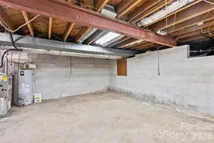 1 Clearbrook Rd, Asheville, NC 28805 - Photo 18