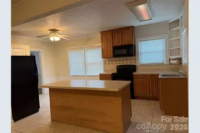 612 Ballard Street, Chester, SC 29706 - Photo 6