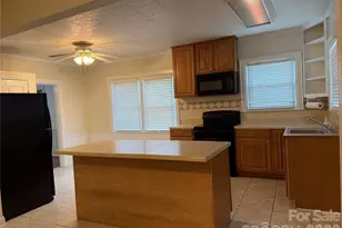 612 Ballard St, Chester, SC 29706 - Photo 6