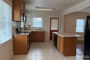 612 Ballard St, Chester, SC 29706 - Photo 8