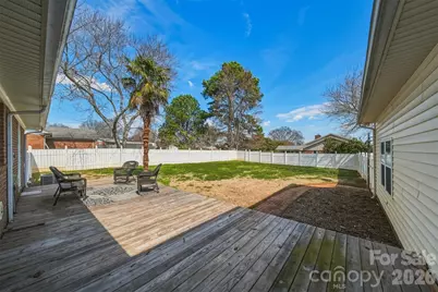 2010 Elizabeth Avenue, Hickory, NC 28602 - Photo 24