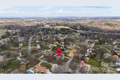 2010 Elizabeth Avenue, Hickory, NC 28602 - Photo 32