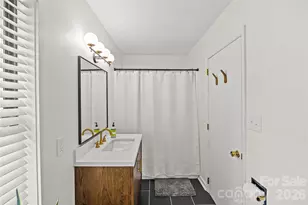 6520 Grove Park Blvd, Charlotte, NC 28215 - Photo 36