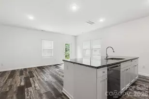 112 Angle St, Cherryville, NC 28021 - Photo 6