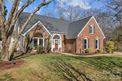 646 Franklin Grove Drive, Mooresville, NC 28115 - Photo 2