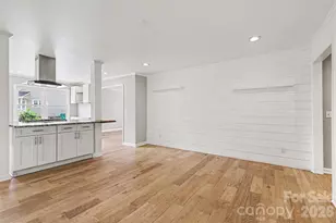4600 Bournewood Ln, Charlotte, NC 28226 - Photo 12
