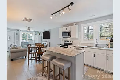 110 Ewart Drive, Hendersonville, NC 28739 - Photo 26