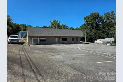 567 E Mills Street, Columbus, NC 28722 - Photo 1