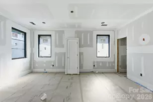 1427 N Sharon Amity Rd, Charlotte, NC 28211 - Photo 40