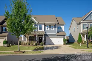 7019 Hamilton Mill Dr, Waxhaw, NC 28173 - Photo 2