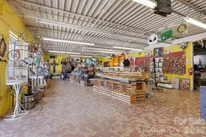 1904 N Rankin Avenue, Newton, NC 28658 - Photo 8