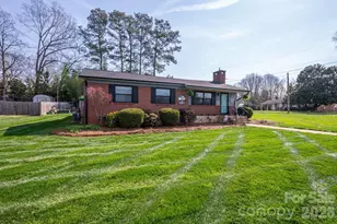 627 Tina Dr, Shelby, NC 28152 - Photo 4