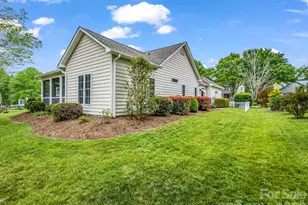 276 Cambridge Dr, Brevard, NC 28712 - Photo 6