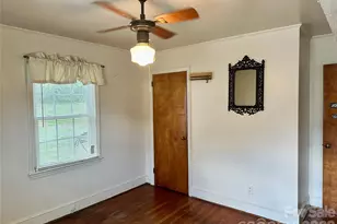 1435 Dean St, Charlotte, NC 28216 - Photo 12