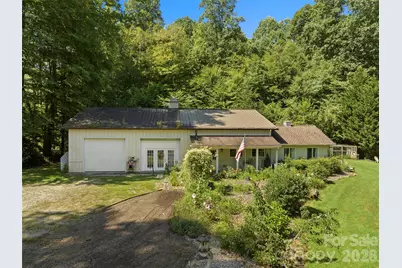 4901 Brevard Road, Horse Shoe, NC 28742 - Photo 26