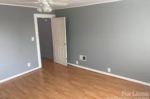 212 Fairview Dr, Lexington, NC 27292 - Photo 6