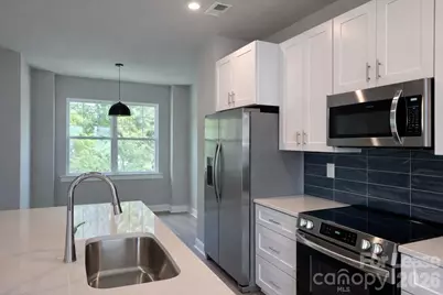 3930 Winterfield Place, Charlotte, NC 28205 - Photo 6