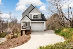 31 Central Ave W, Asheville, NC 28806 - Photo 2