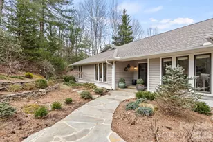 171 Old Hillside Ln, Flat Rock, NC 28731 - Photo 6