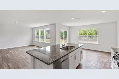 9 Katherine Emilie Drive, Hendersonville, NC 28792 - Photo 8