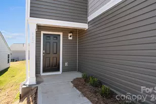 15 Katherine Emilie Dr, Hendersonville, NC 28792 - Photo 4