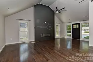 2105 Highland St, Charlotte, NC 28208 - Photo 6