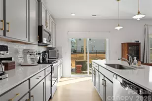 567 Scotch Meadows Loop, Monroe, NC 28110 - Photo 10