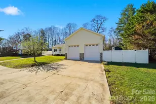 4771 Petra Mill Rd, Granite Falls, NC 28630 - Photo 6