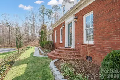 4125 Hideaway Court NE, Hickory, NC 28601 - Photo 4