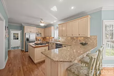 4125 Hideaway Court NE, Hickory, NC 28601 - Photo 16