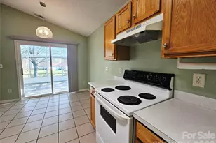 3308 Covelo Ct, Charlotte, NC 28262 - Photo 14