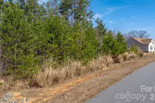 2804 Starlight Ln, Morganton, NC 28655 - Photo 16