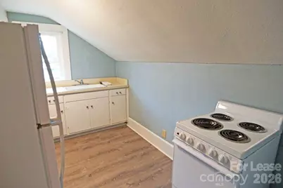 305 S College Avenue #C, Newton, NC 28658 - Photo 10